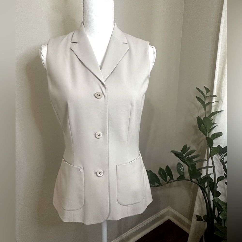 The Limited Cream Tailored Vest